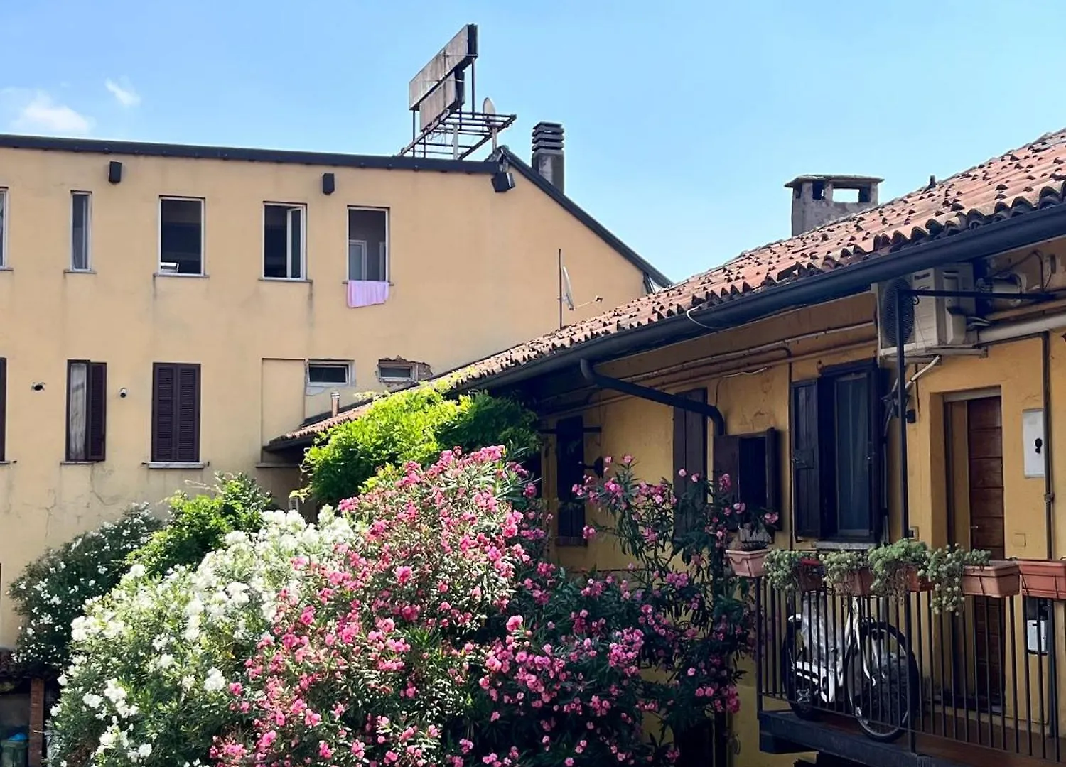 Cascina La Botanica Apartment Milan