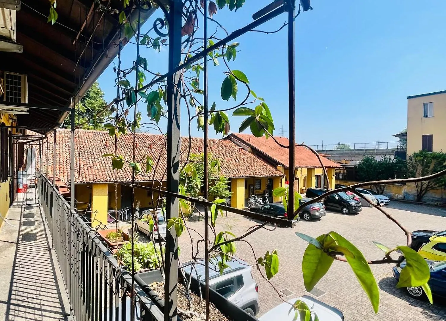 Cascina La Botanica Apartment Milan